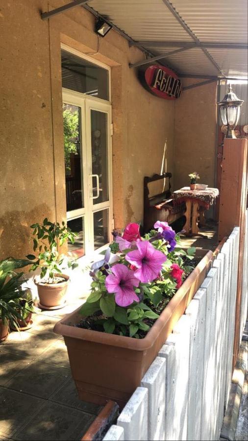 Lind Guest House B&B Gjoumri Kültér fotó