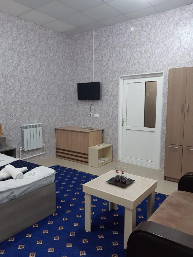 Lind Guest House B&B Gjoumri Kültér fotó