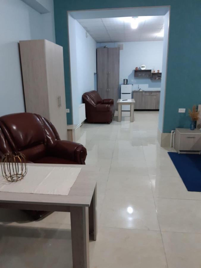 Lind Guest House B&B Gjoumri Kültér fotó