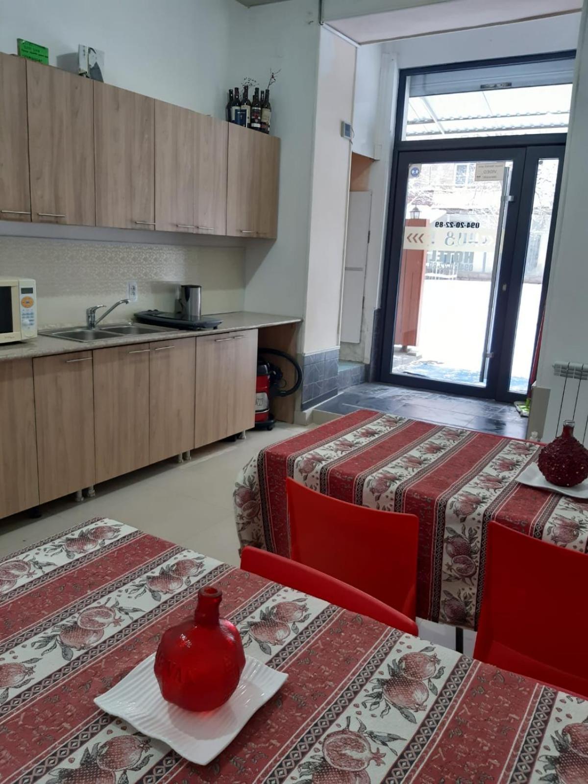 Lind Guest House B&B Gjoumri Kültér fotó