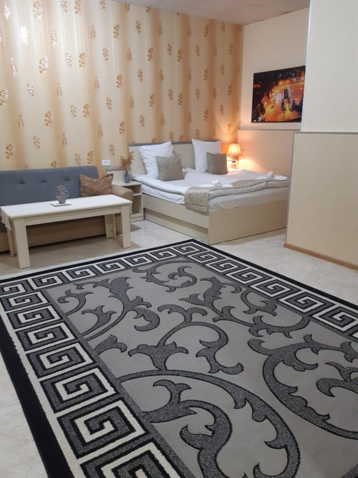 Lind Guest House B&B Gjoumri Kültér fotó